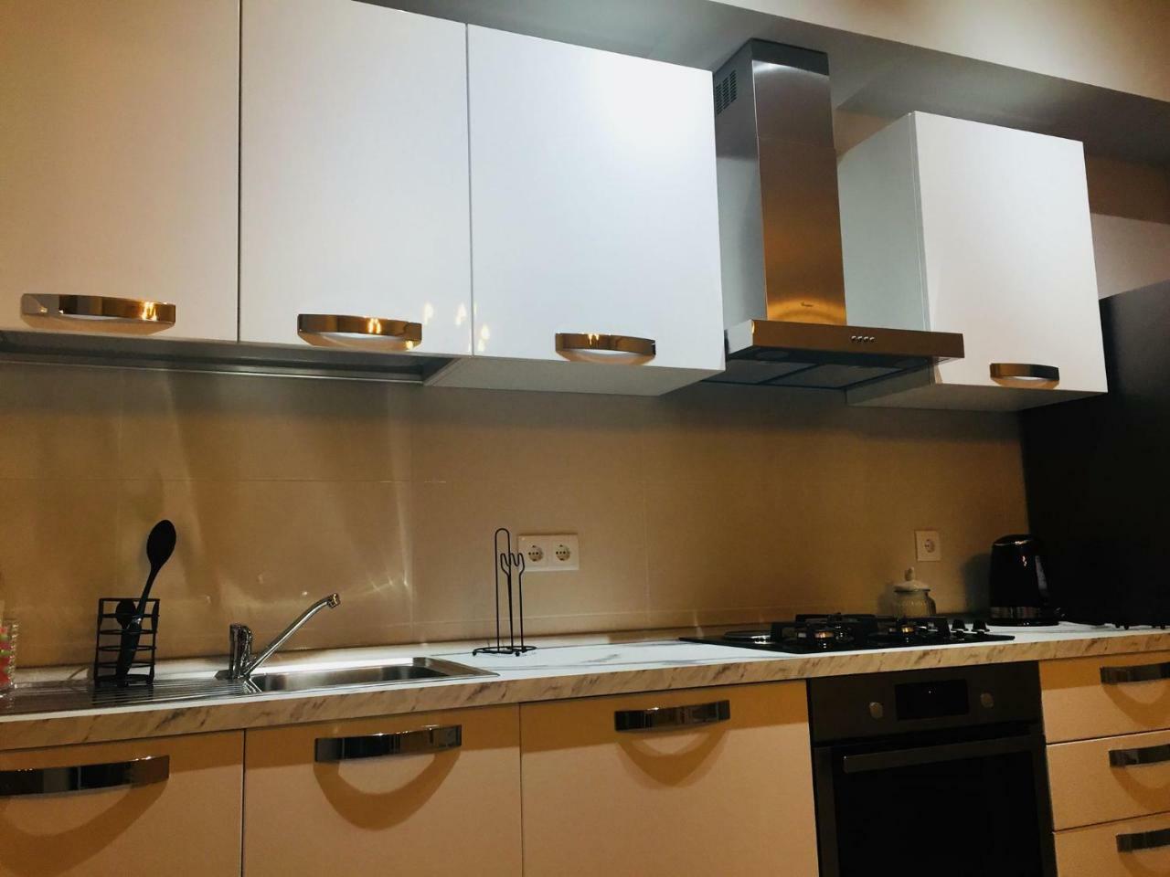 Sol'S M2 White Modern Apartments 第比利斯 外观 照片